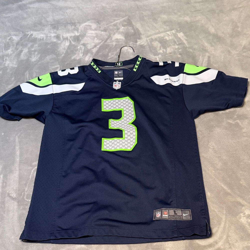 Russel Wilson Seahawks Jersey Youth Large